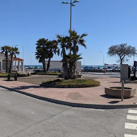 Villa T3 Climatisee, 57m², 5/6 Pers, Proche Plage, Renovee, Terrasse, Parking, Quartier Anime - Fr-1-797-48 Port-la-Nouvelle