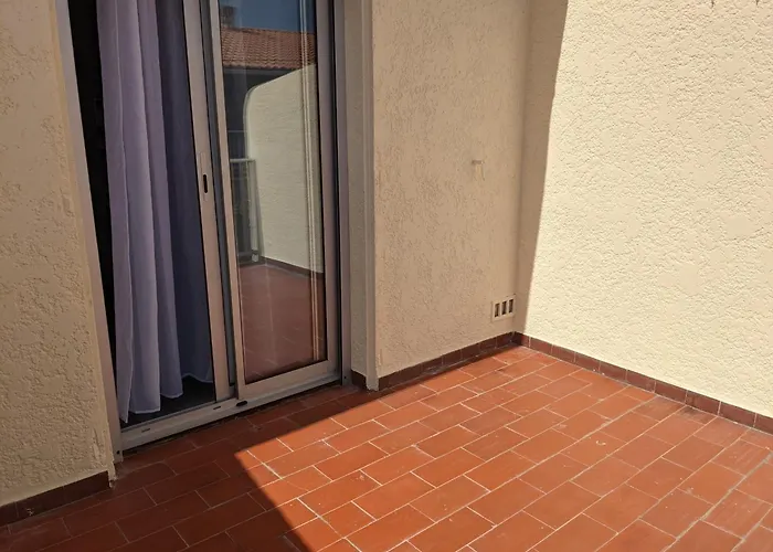 T3 Climatisee, 57m², 5/6 Pers, Proche Plage, Renovee, Terrasse, Parking, Quartier Anime - Fr-1-797-48 Villa *