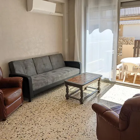 T3 Climatisée, 57m², 5/6 Pers, Proche Plage, Rénovée, Terrasse, Parking, Quartier Animé - Fr-1-797-48 Villa