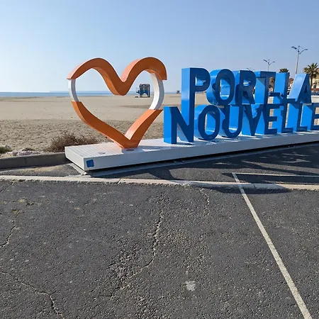 T3 Climatisée, 57m², 5/6 Pers, Proche Plage, Rénovée, Terrasse, Parking, Quartier Animé - Fr-1-797-48 Port-la-Nouvelle